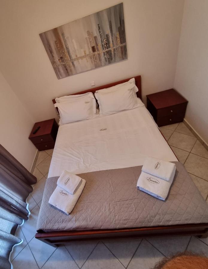 Premium Suites Ofrínion 外观 照片
