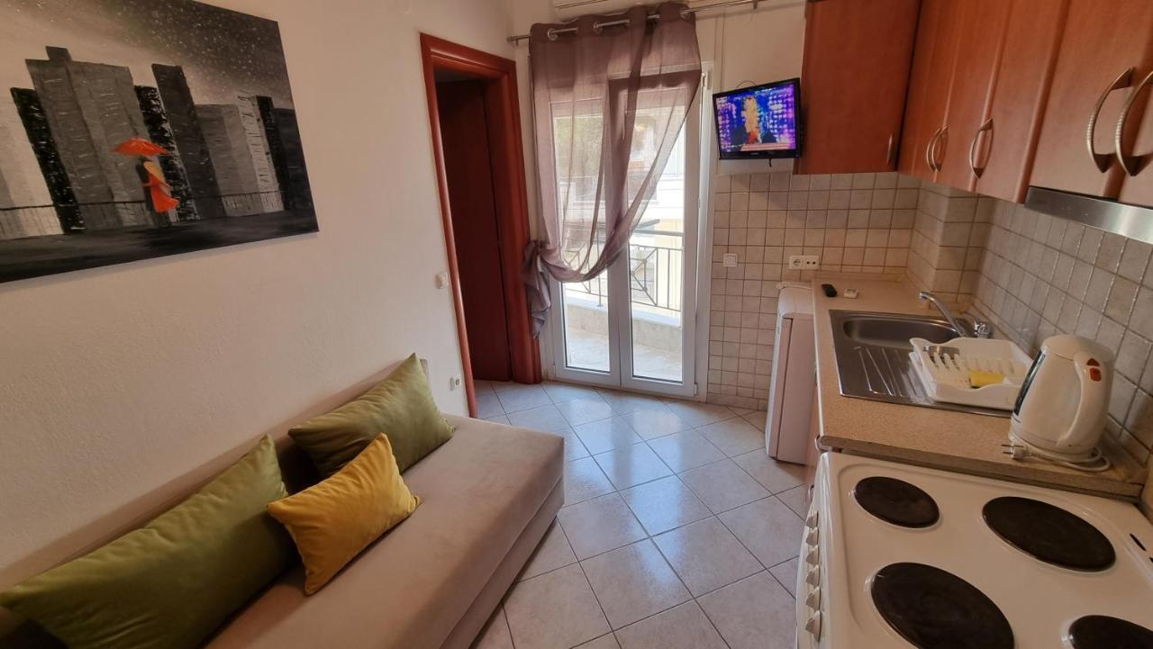 Premium Suites Ofrínion 外观 照片
