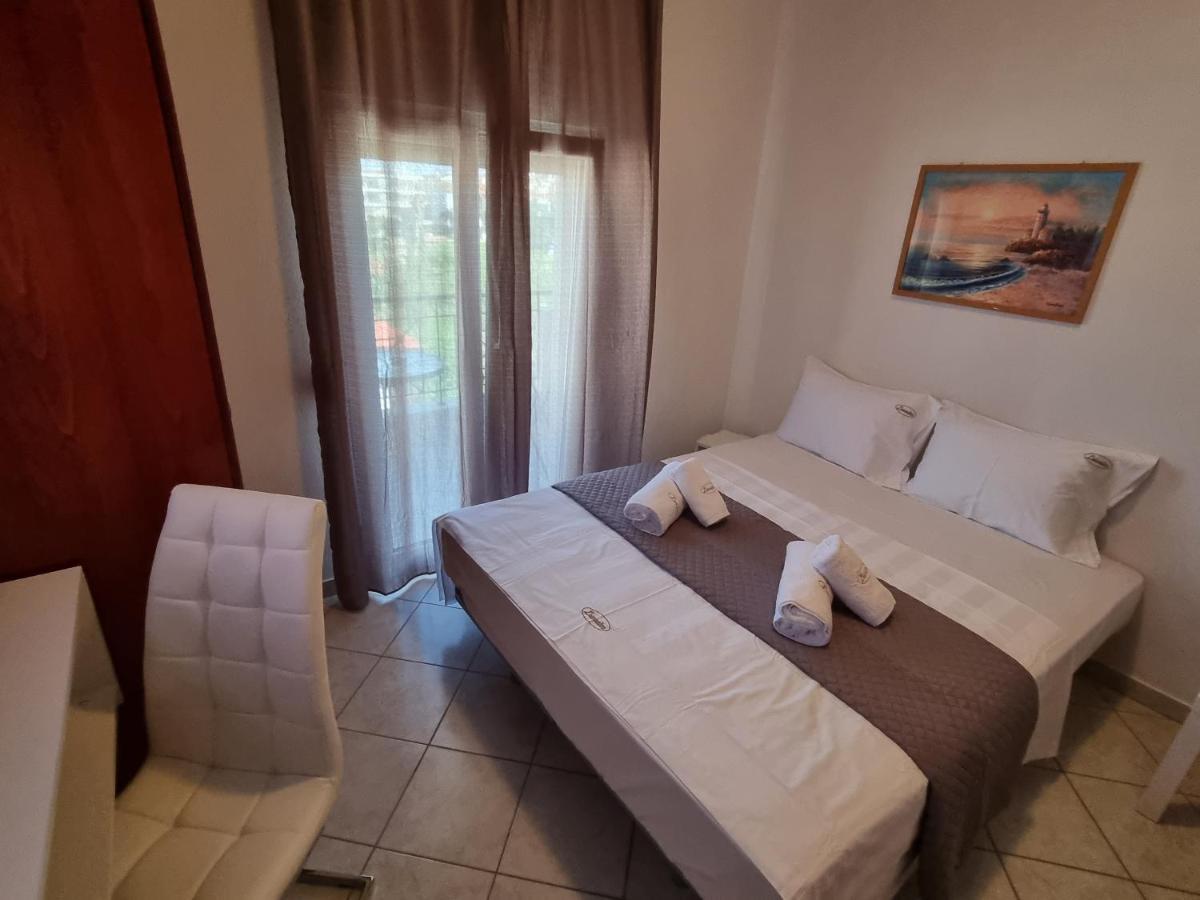 Premium Suites Ofrínion 外观 照片