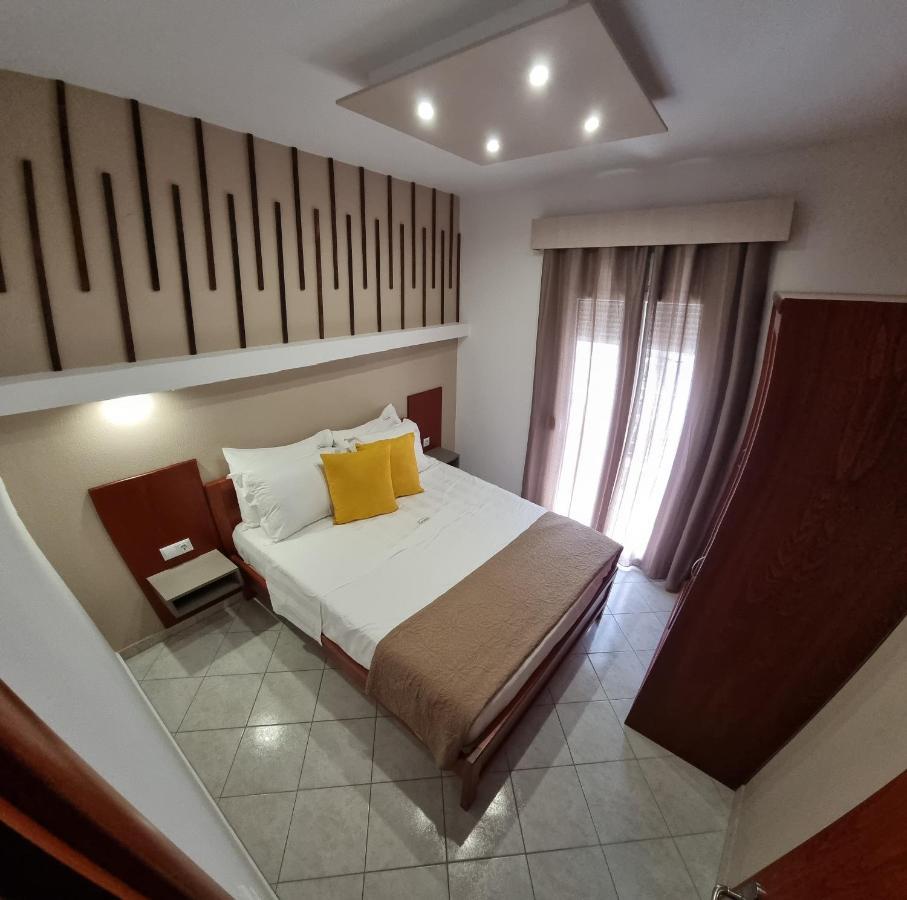 Premium Suites Ofrínion 外观 照片