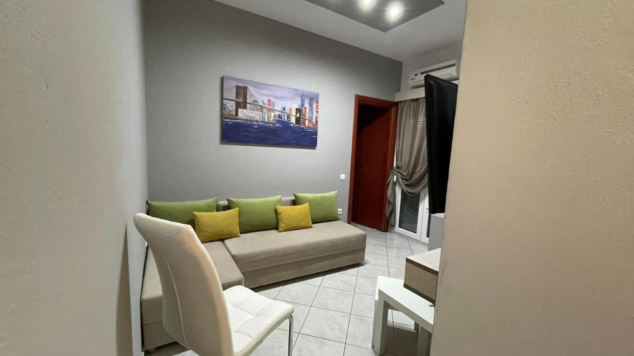 Premium Suites Ofrínion 外观 照片