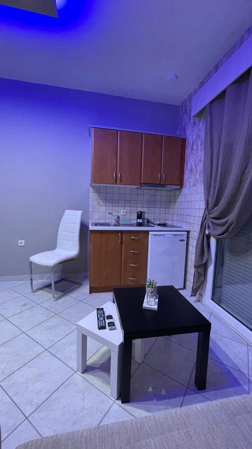 Premium Suites Ofrínion 外观 照片