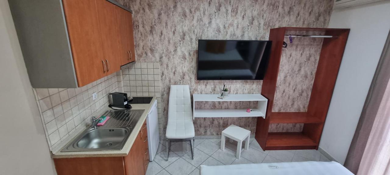 Premium Suites Ofrínion 外观 照片